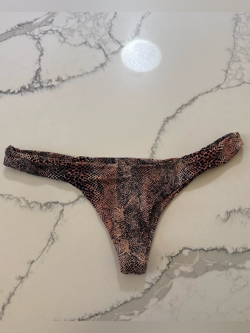 Boys + Arrows bikini bottoms M